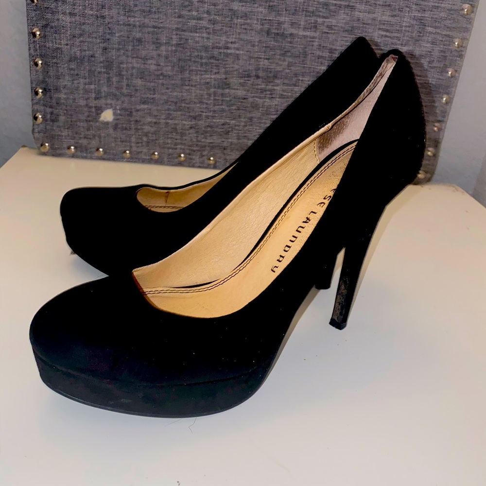 Black Chinese Laundry pumps